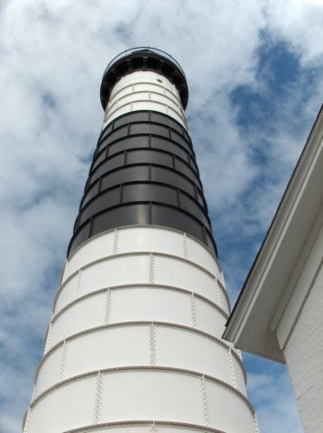 thelighthouseloomslargeontheoutside.jpg
